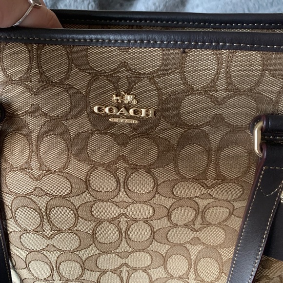 Coach purse! - Picture 3 of 6